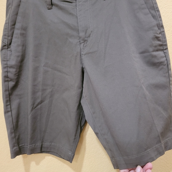 Volcom  short - Picture 4 of 9